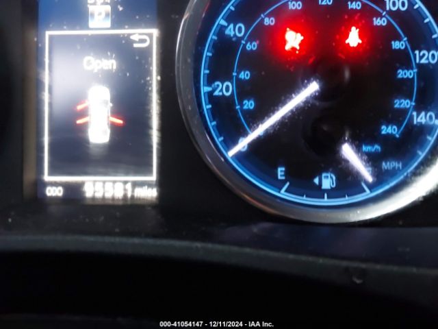 2T1BURHE6JC054136 Toyota Corolla Xse