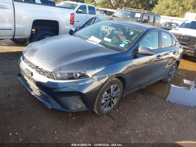 3KPF24AD0PE605845 KIA Forte Lxs