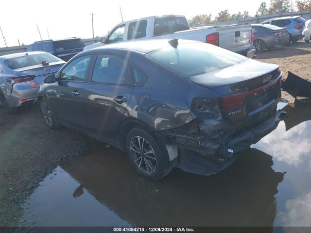 3KPF24AD0PE605845 KIA Forte Lxs