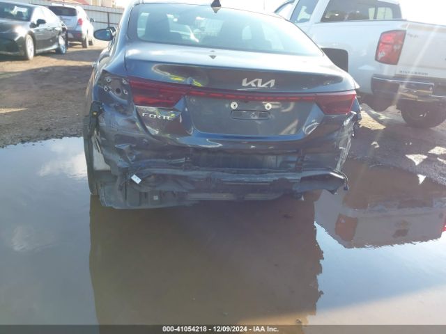 3KPF24AD0PE605845 KIA Forte Lxs