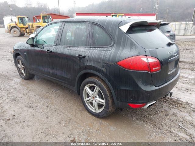 2014 PORSCHE CAYENNE WP1AF2A2XELA41626 Photo 2