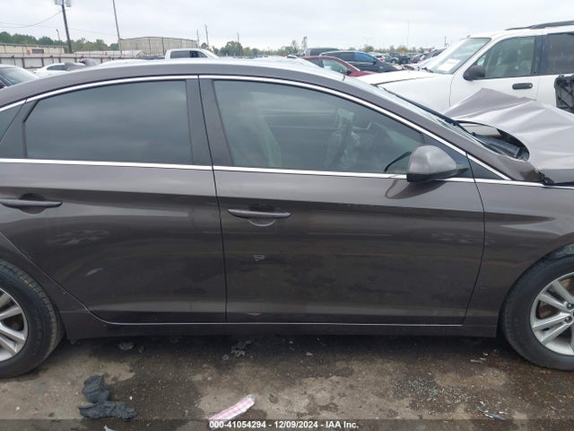 Hyundai Sonata 2016 5NPE24AF9GH416491 Image 13