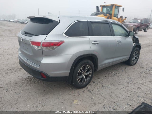 Toyota Highlander Xle V6 2016 5TDJKRFH2GS342069 Image 4