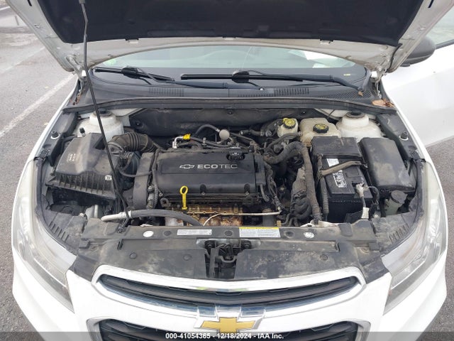 1G1PA5SH7F7124674 Chevrolet Cruze Ls Auto