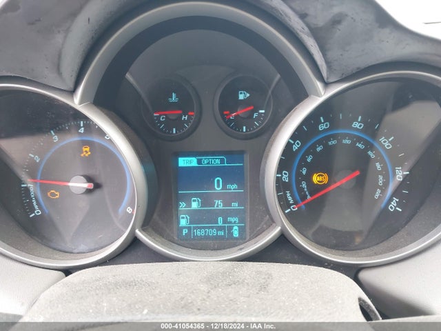 1G1PA5SH7F7124674 Chevrolet Cruze Ls Auto