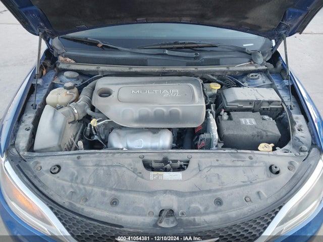 1C3CCCAB8FN646795 Chrysler 200 Limited