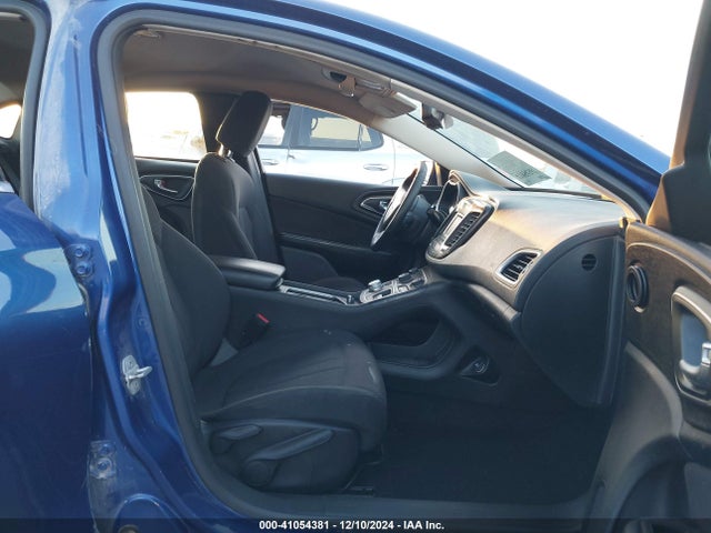 1C3CCCAB8FN646795 Chrysler 200 Limited