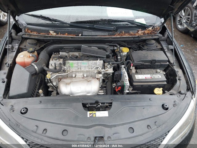 Chrysler 200 Limited 2015 1C3CCCAB5FN683948 Image 10