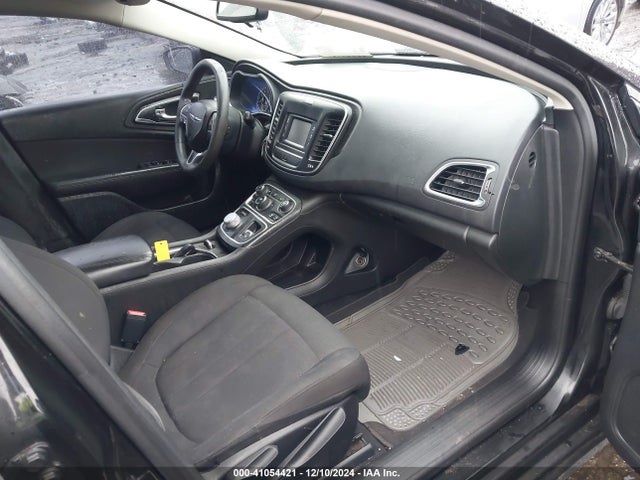 Chrysler 200 Limited 2015 1C3CCCAB5FN683948 Image 5
