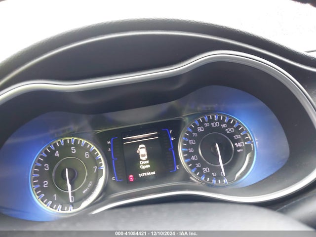 Chrysler 200 Limited 2015 1C3CCCAB5FN683948 Image 7