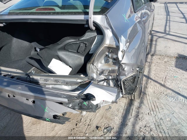 KMHLS4AG5PU461624 Hyundai ELANTRA SEL