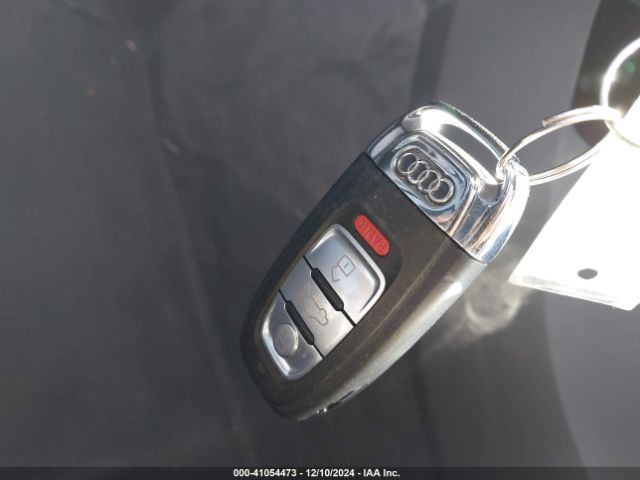 WA1LFAFP0EA054545 Audi Q5 2.0t Premium