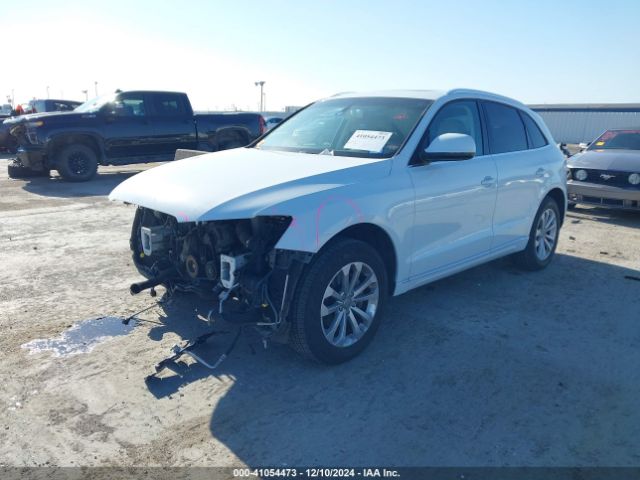 WA1LFAFP0EA054545 Audi Q5 2.0t Premium