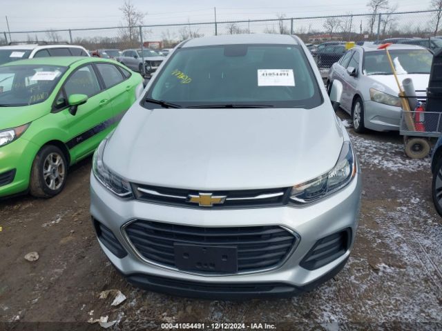 KL7CJKSB3LB327891 Chevrolet Trax Fwd Ls