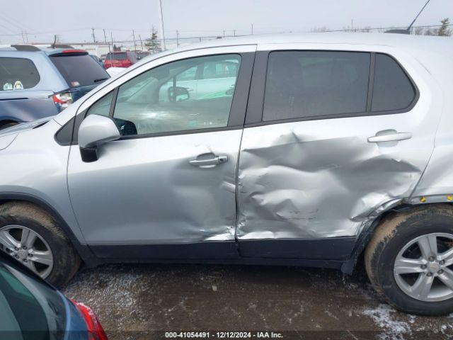 KL7CJKSB3LB327891 Chevrolet Trax Fwd Ls