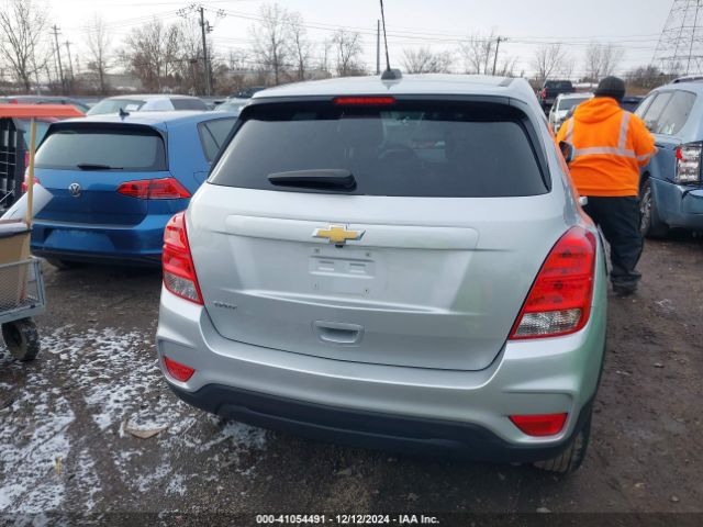 KL7CJKSB3LB327891 Chevrolet Trax Fwd Ls