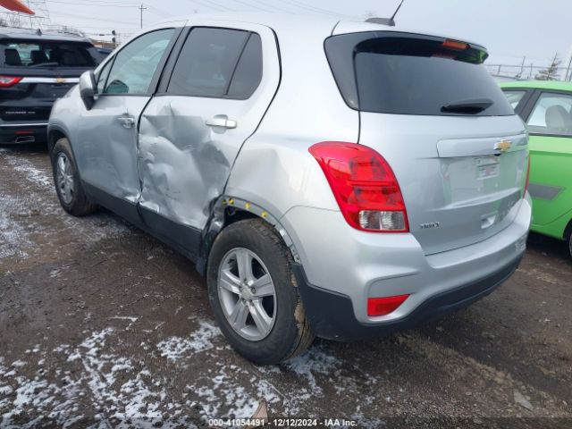 KL7CJKSB3LB327891 Chevrolet Trax Fwd Ls
