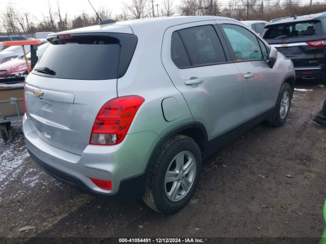 KL7CJKSB3LB327891 Chevrolet Trax Fwd Ls