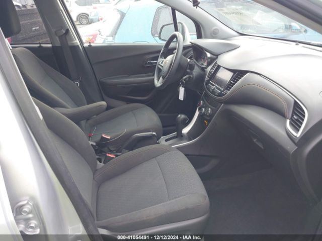 KL7CJKSB3LB327891 Chevrolet Trax Fwd Ls