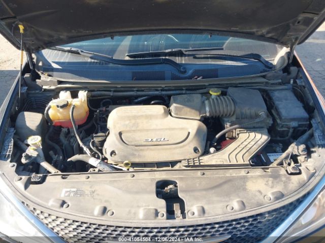 2C4RC1BG9HR544223 Chrysler Pacifica Touring-l