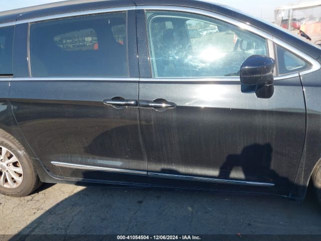 2C4RC1BG9HR544223 Chrysler Pacifica Touring-l