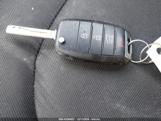 KNDJP3A55H7429844 KIA SOUL +
