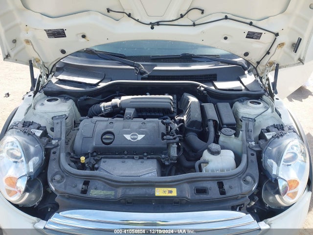 2012 MINI COOPER WMWZN3C50CT135139 Photo 9