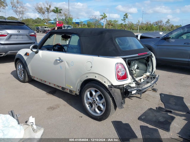 2012 MINI COOPER WMWZN3C50CT135139 Photo 2