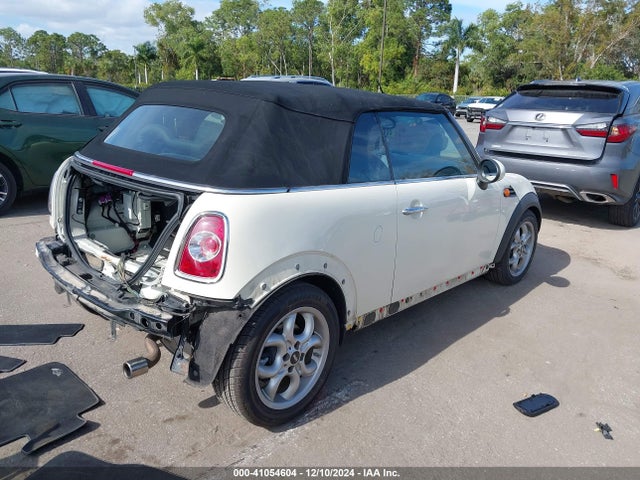 2012 MINI COOPER WMWZN3C50CT135139 Photo 3