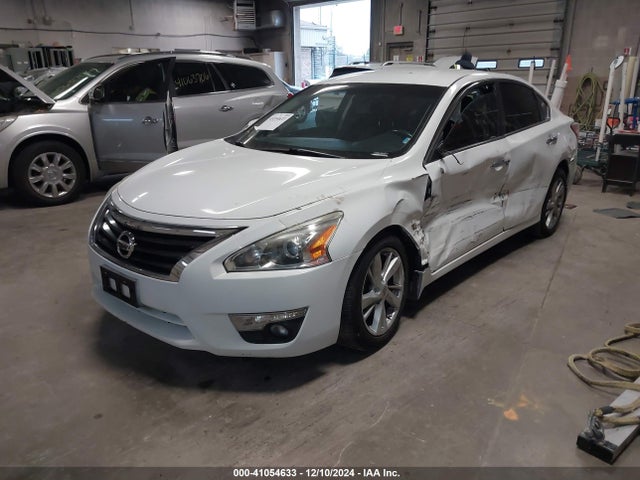 Nissan Altima 2.5 Sv 2015 1N4AL3AP3FC156085 Image 2