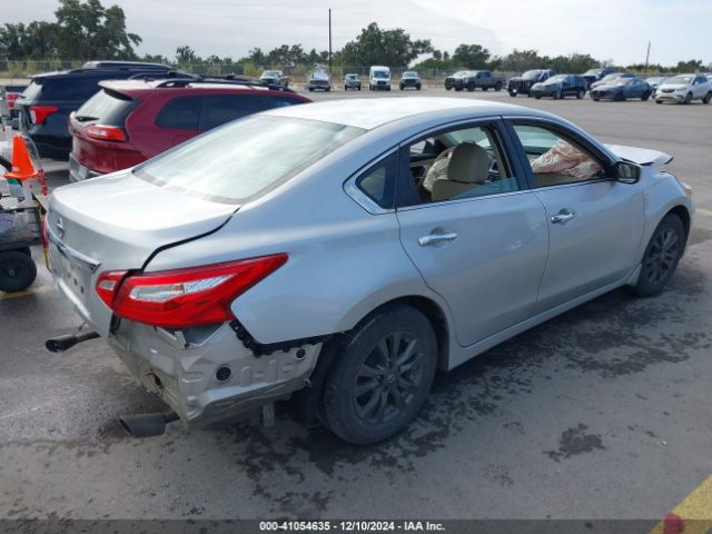 1N4AL3AP0HC150442 Nissan Altima 2.5 S