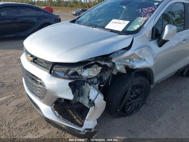KL7CJKSB2HB172953 Chevrolet TRAX LS