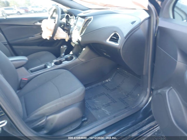 Chevrolet Cruze Lt Auto 2018 1G1BE5SM9J7248031 Image 5