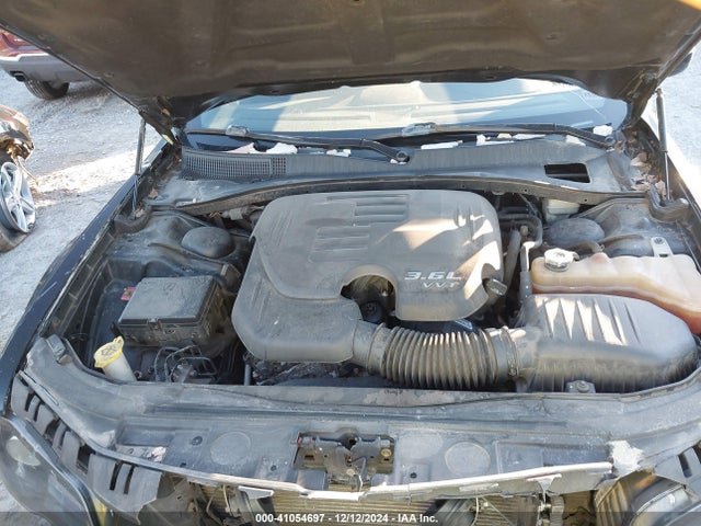 2C3CCABG9EH309509 Chrysler 300 300s