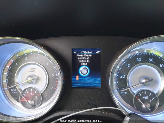 2C3CCABG9EH309509 Chrysler 300 300s