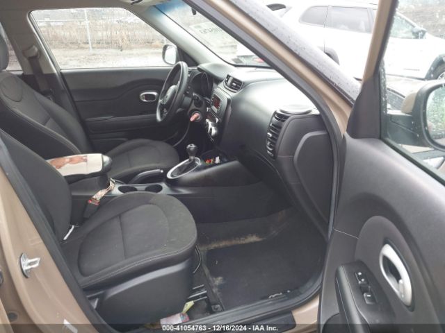 KNDJN2A23G7258581 KIA Soul !