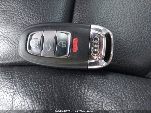 WA1LFAFP3EA039506 Audi Q5 2.0t Premium