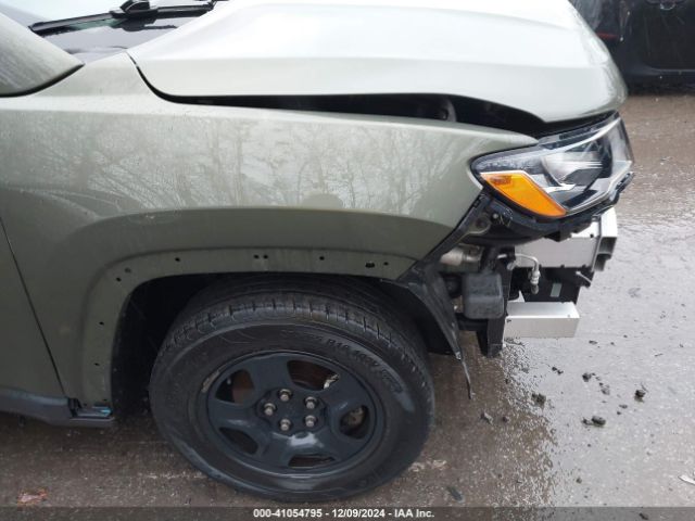 3C4NJCAB7JT107135 Jeep Compass Sport Fwd