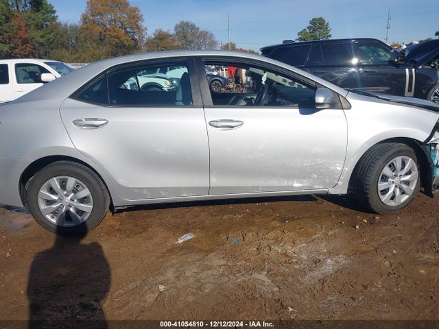 Toyota COROLLA LE 2016 5YFBURHE3GP440313 Image 13