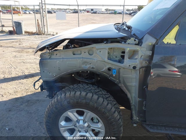 Toyota 4runner Sr5 Premium 2024 JTENU5JR9R6303384 Image 6