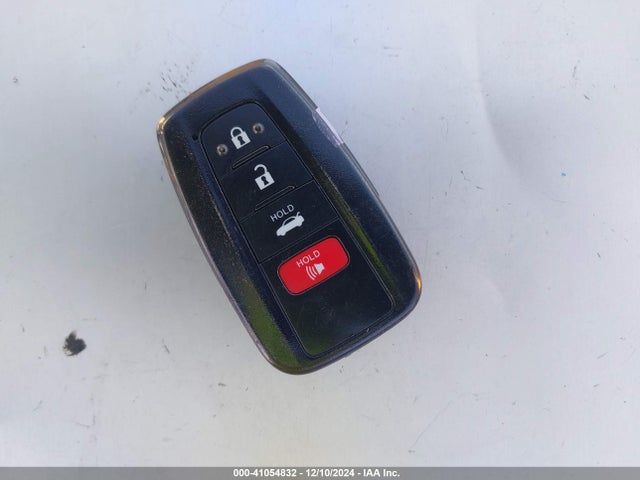 4T1B11HK0JU546451 Toyota CAMRY SE