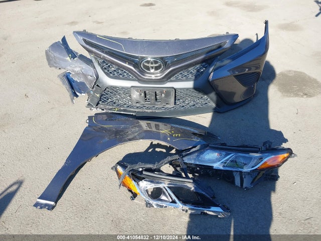 4T1B11HK0JU546451 Toyota CAMRY SE