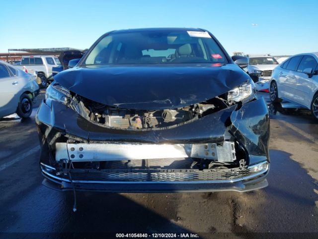 5TDYRKEC7NS128893 Toyota SIENNA XLE