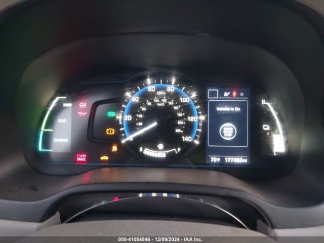 KMHC65LC1JU097701 Hyundai Ioniq Hybrid Blue