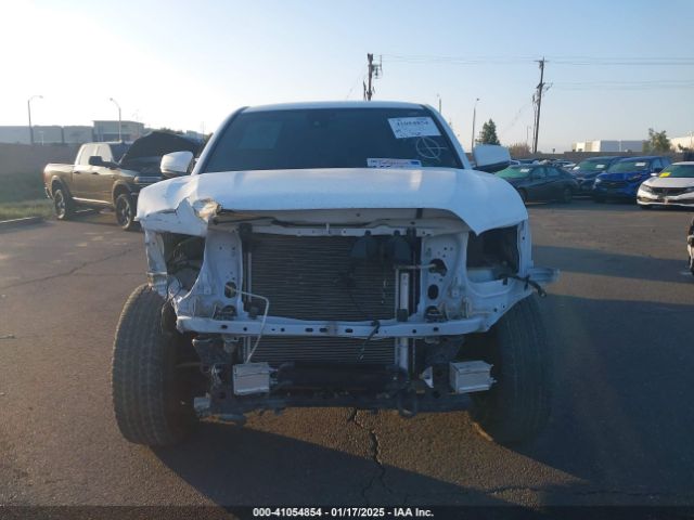 3TMCZ5AN6NM473786 Toyota Tacoma Trd Off Road
