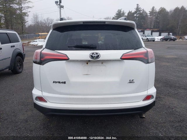 Toyota RAV4 LE 2016 2T3BFREV8GW492928 Image 16