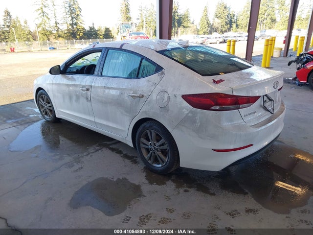 Hyundai ELANTRA SEL 2018 5NPD84LF0JH328072 Image 3