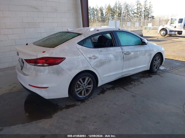 Hyundai ELANTRA SEL 2018 5NPD84LF0JH328072 Image 4