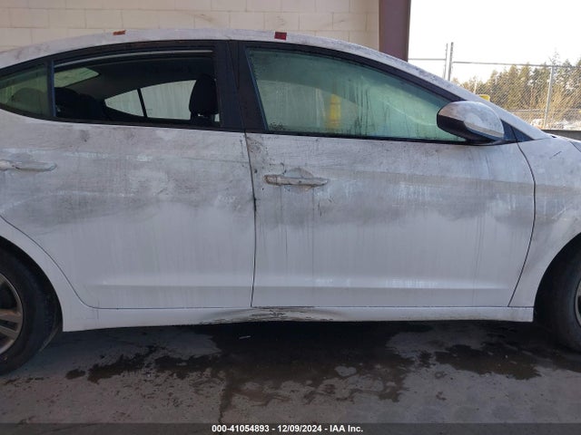 Hyundai ELANTRA SEL 2018 5NPD84LF0JH328072 Image 6