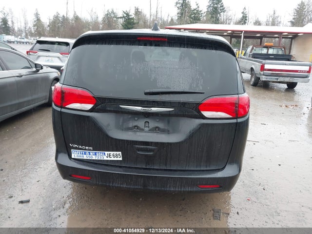 2C4RC1CG2NR166031 Chrysler Voyager Lx